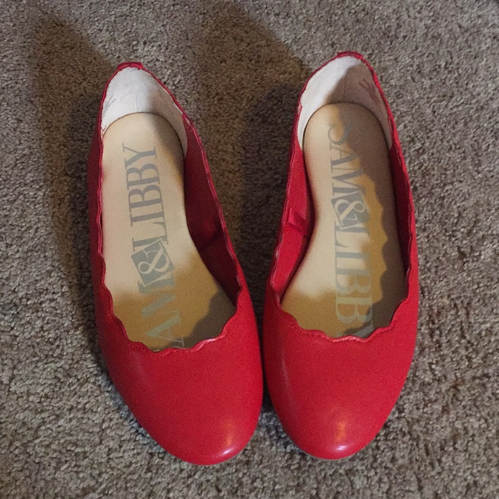 SOLD Red flats with scalloped edge
